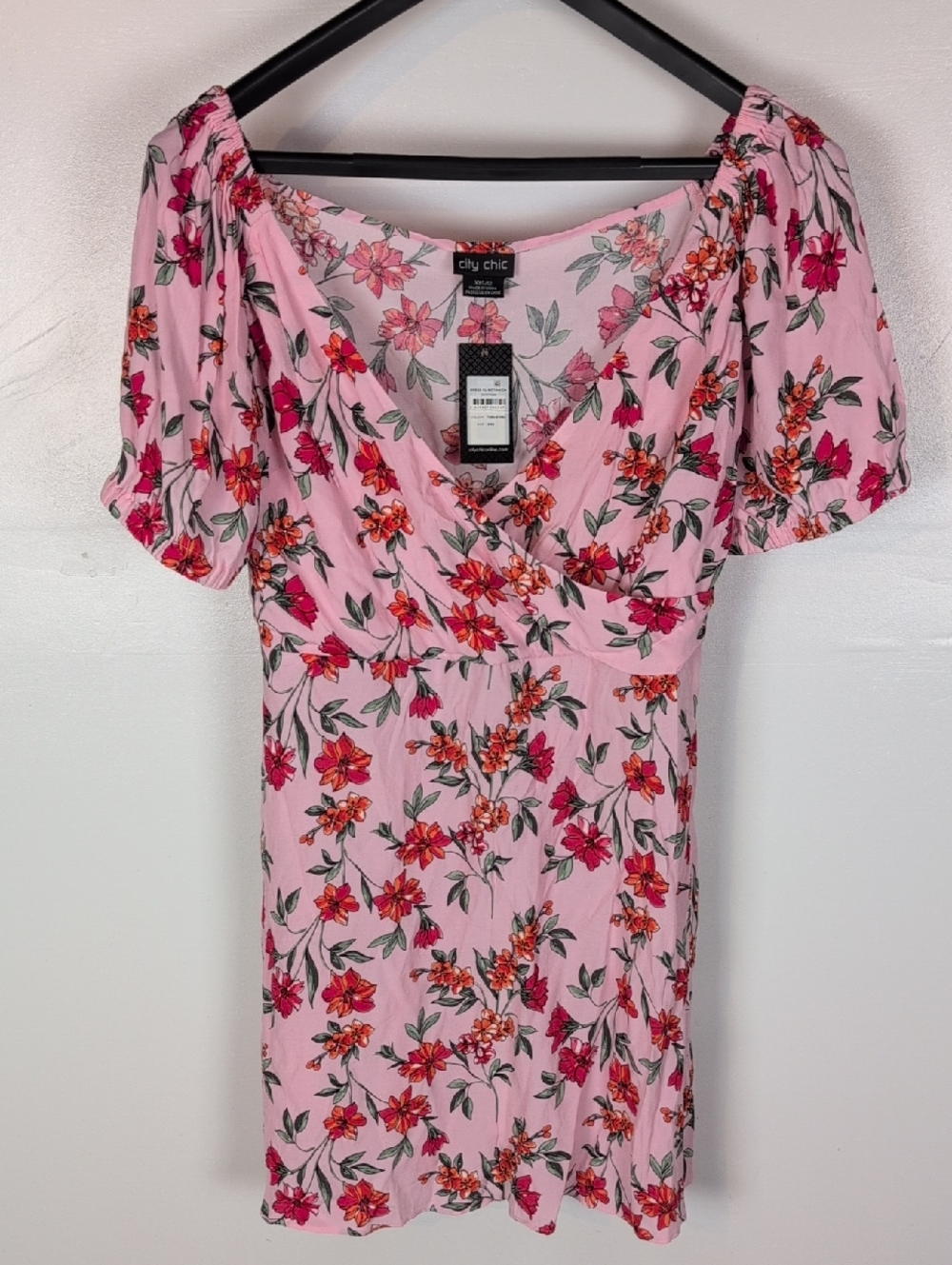 City Chic NWT Floral Botanical Mini Dress